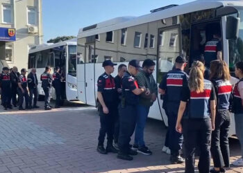 İBB operasyonunda gözaltına alınan 16 şüpheli için tutuklama talebi