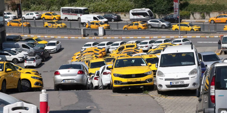 Otomobil piyasasında beklenen hareketlilik olmadı