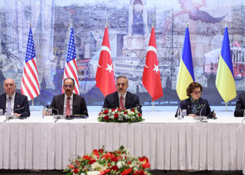 Türkiye-ABD-Ukrayna heyetleri toplantısı başladı
