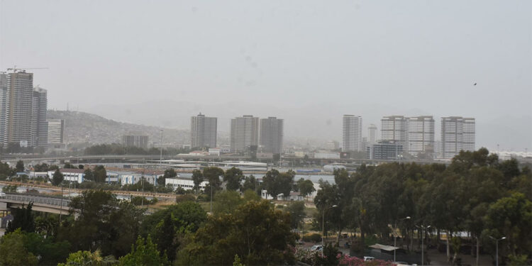 İzmir'de toz taşınımı kabusu