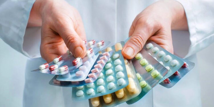 İlaç satılan internet siteleri kapatılacak