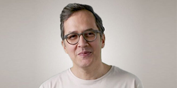 Yönetmen İlker Canikligil tahliye edildi