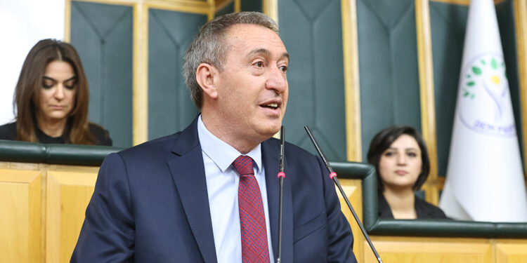 İnsani ve somut düzenlemeler Türkiye'nin önünü açacaktır