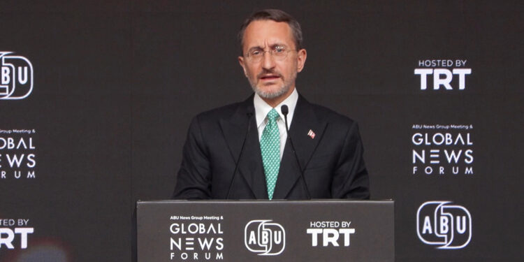 İsrail insanları ve insanlığı hunharca katletmeye devam ediyor