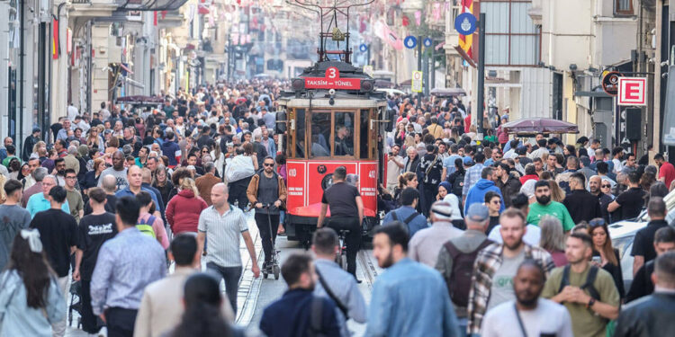 İşsizlik verileri açıklandı: İstihdam oranı azaldı, gerçek işsizlik yüzde 28,5 oldu