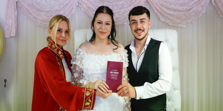 İstanbul’da en düşük nikah kıydırma bedelleri cep yakıyor