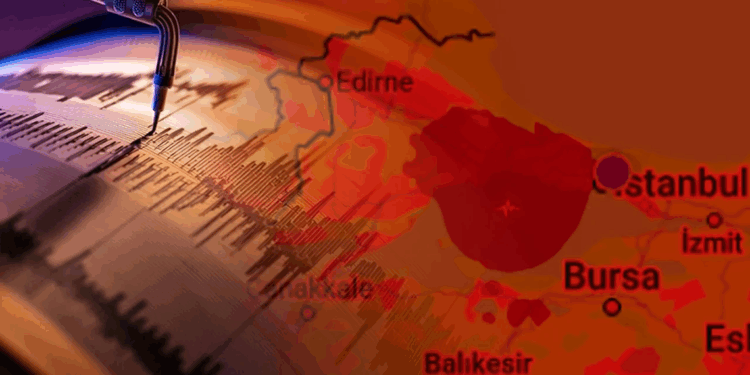 İstanbul'da hissedilen bir deprem oldu