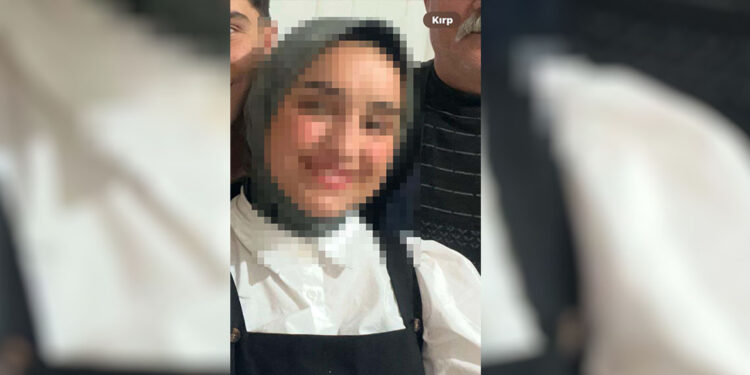 Seyir halindeki kamyonetten atlayan Zeynep öldü