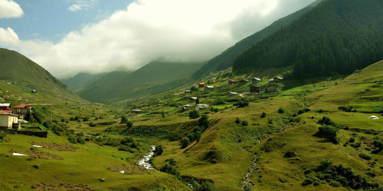 Karadeniz'in yüksek kesimlerine çıkan kalp hastalarına uyarı