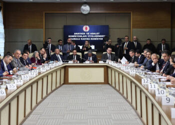 Karma Komisyon'da, HSK'ya üye seçimi için 15 aday belirlendi