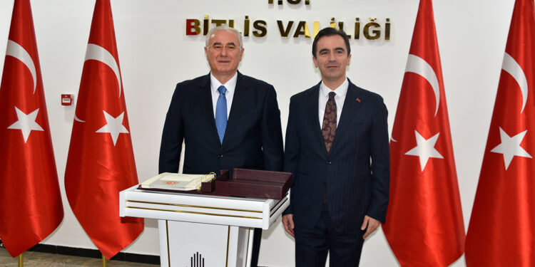 KDK halkın ücretsiz avukatlığını yapıyor