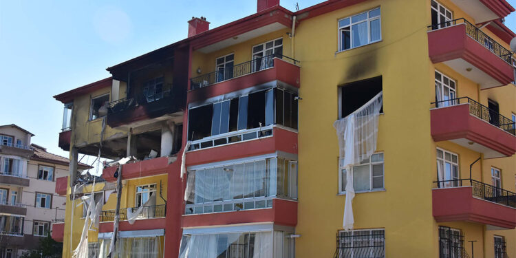Konya'da apartmandaki patlamanın nedeni belli oldu