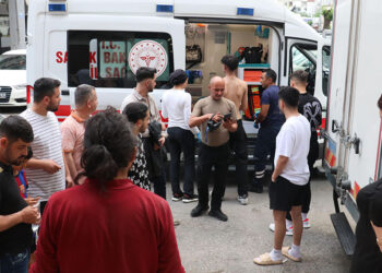 Antalya'da korku evinde yangın