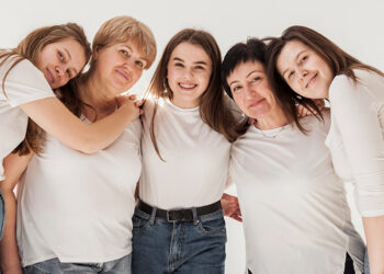 Kadın olmak: Bedenle, zihinle ve hayatla gerçek bir barış