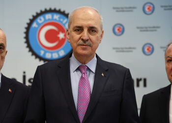 Kamu işçilerinin emeklerinin karşılığı olan payı almalarını arzu ederiz