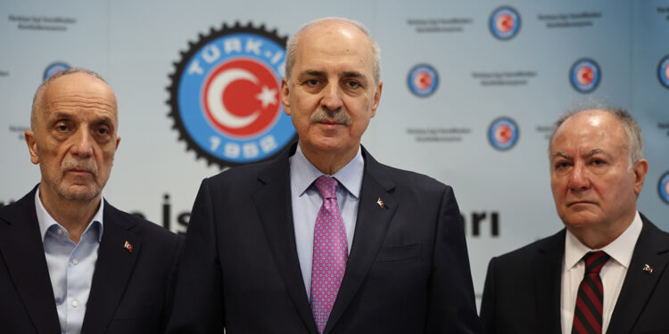 Kamu işçilerinin emeklerinin karşılığı olan payı almalarını arzu ederiz