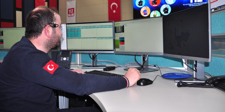 Kars'ta 112'ye gelen çağrıların 3’te 2'si asılsız