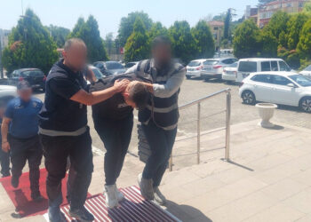 Kayıp olarak aranıyordu, arkadaşları öldürüp çuvalla gömmüş