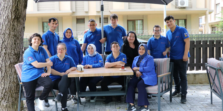 Kusursuz Kafe’nin kusursuz çalışanları