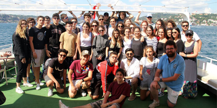 Yeditepe Üniversitesi Lise Yaz Okulu gençlerle buluşuyor