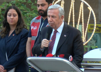Adalet ve hukuk istediğimizi haykırmak için buradayız