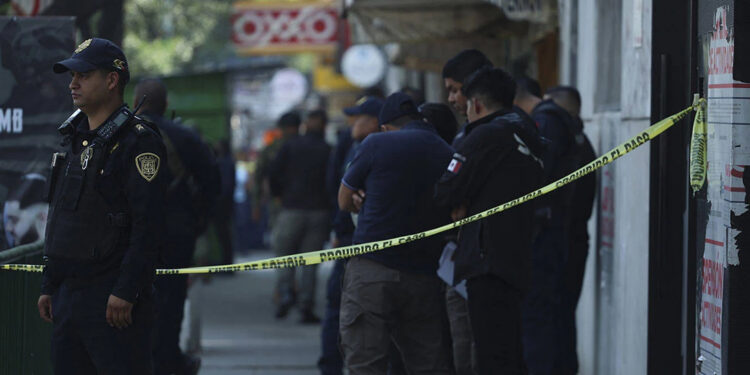 Meksika'da belediye başkanının sekreteri ve danışmanı öldürüldü