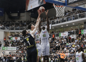 Merkezefendi Belediyesi Basket- Fenerbahçe Beko: 79-63