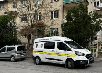 Miras tartışmasında babasını bıçaklayıp öldürdü