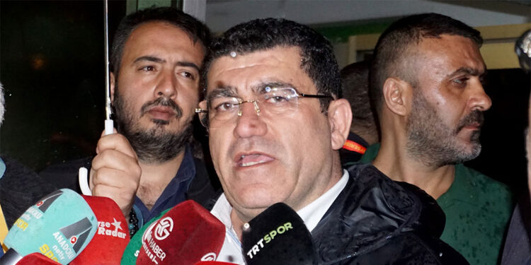 Kayserispor büyük bir mücadele örneği vererek ligde kalmayı başardı