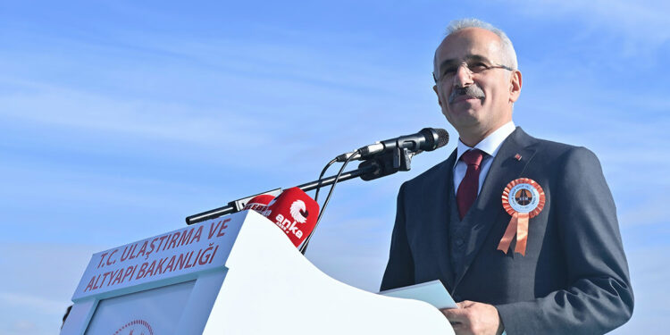 Nissibi Köprüsü'nden 10 yılda 3,3 milyar lira tasarruf sağladık