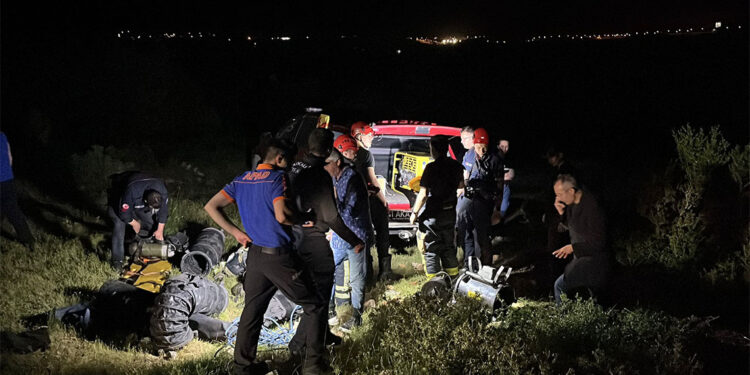 Ormanda kazdıkları kuyuda mahsur kalan 2 kişinin cansız bedenleri çıkarıldı