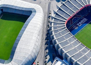 Paris FC 46 yıl sonra Ligue 1'e yükseldi