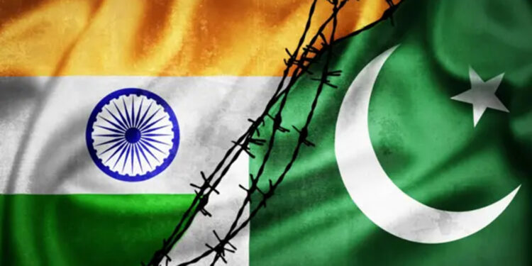 Pakistan ile Hindistan ateşkes ilan etti