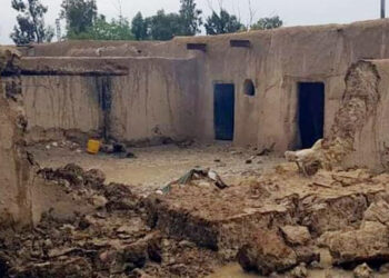 Pakistan'da fırtına: 25 ölü