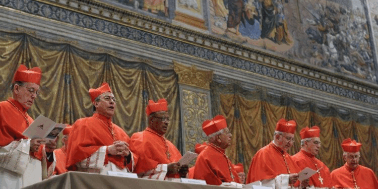 Papalık seçimi süreci yarın başlıyor