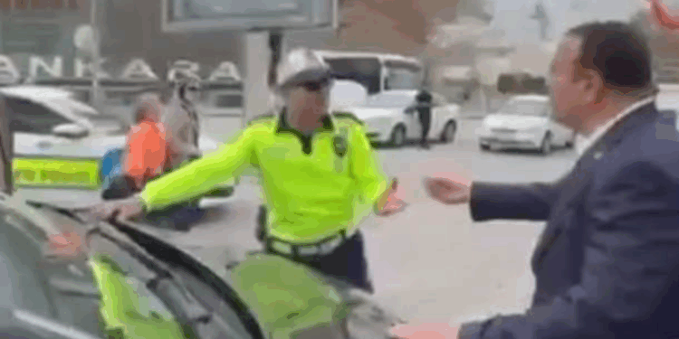 Polisin üzerine aracı süren CHP'li Adnan Beker'in şoförüne soruşturma