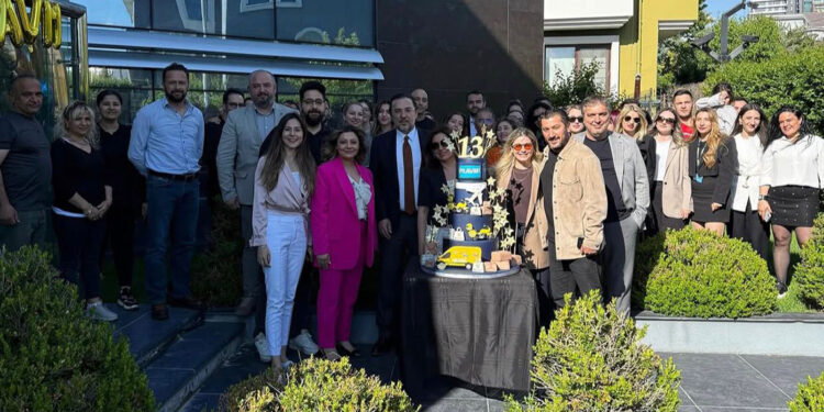 PttAVM 13'üncü yılını kutluyor!