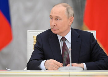 Putin, İstanbul'daki görüşmelere katılmayacak