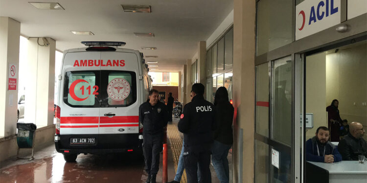 Şanlıurfa'da yorgun mermilerin isabet ettiği 9 yaşındaki çocuk ağır yaralandı