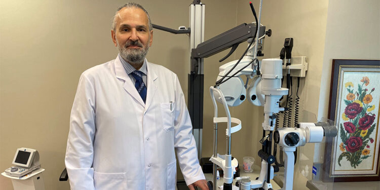 Makula dejenerasyonu hastalığı 50 yaş sonrasında körlüğe sebep olabilir