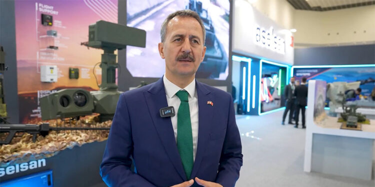 Haluk Görgün LIMA-25 Uluslararası Savunma Fuarı'na katıldı