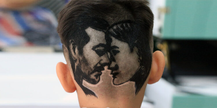 Eşref Rüya fanları berberlerde akım başlattı