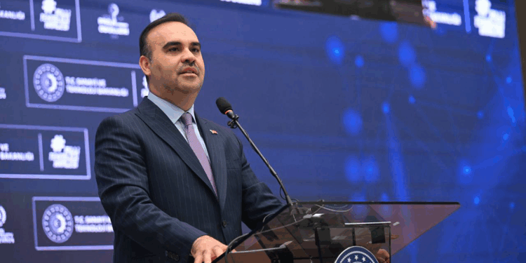 Sanayicimizi destekleyici yeni adımlar atmaya hazırlanıyoruz