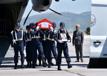 Şehit astsubay Emre Polat'ın cenazesi memleketi Sivas'a getirildi
