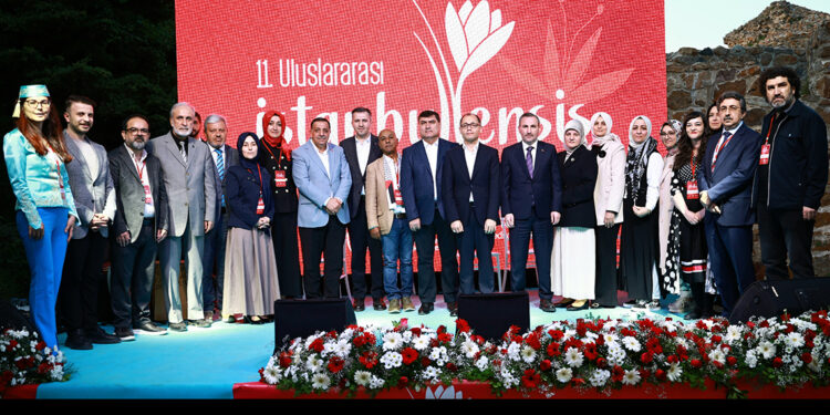 Sultanbeyli Belediyesi’nin düzenlediği ‘İstanbulensis Şiir Festivali’ başladı