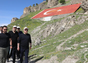 Palu Kalesi'nde arkeolojik kazı çalışmaları başladı