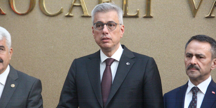 Toplumumuzun kilo sorununu çözmemiz gerekiyor