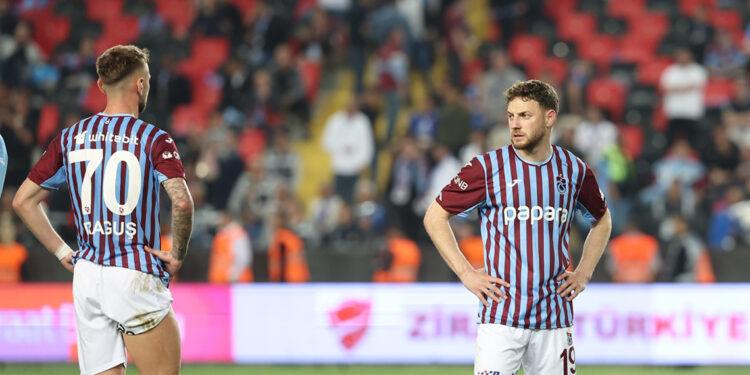 Trabzonspor, taraftarlarını hayal kırıklığına uğrattı