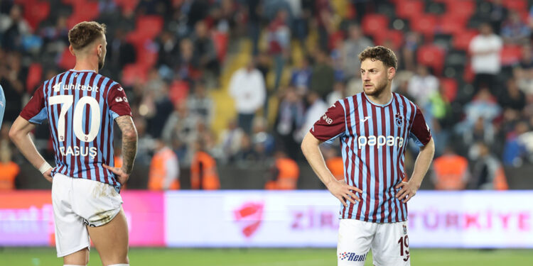 Trabzonspor'dan 4 futbolcunun sağlık durumlarıyla ilgili açıklama