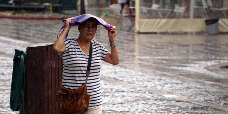 Trakya için gök gürültülü sağanak uyarısı